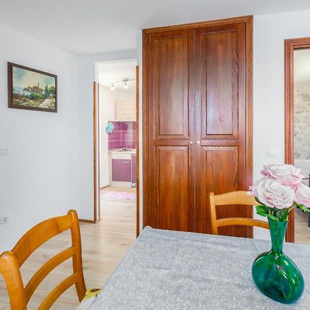 Apartment Lanterna Veneziana Ρόβινι Εξωτερικό φωτογραφία