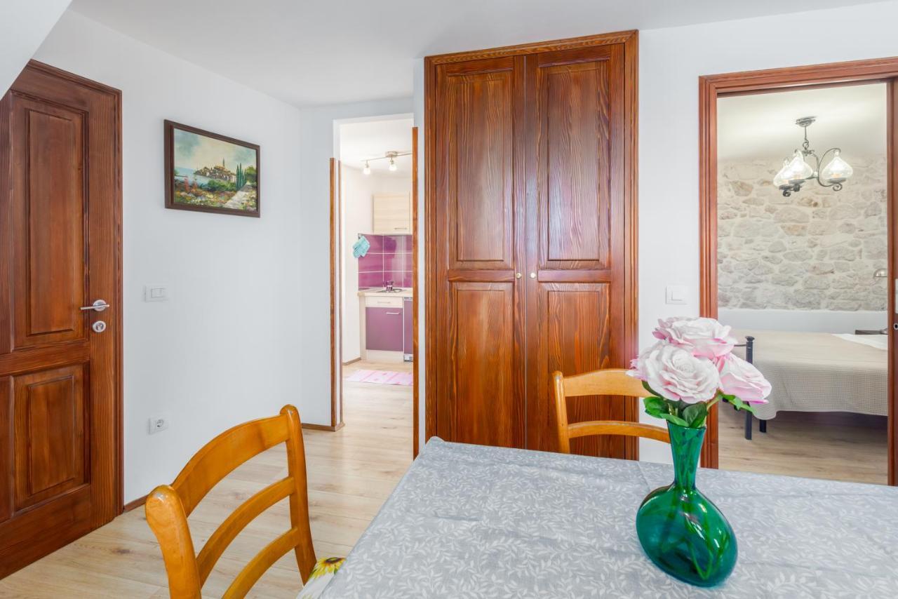 Apartment Lanterna Veneziana Ρόβινι Εξωτερικό φωτογραφία