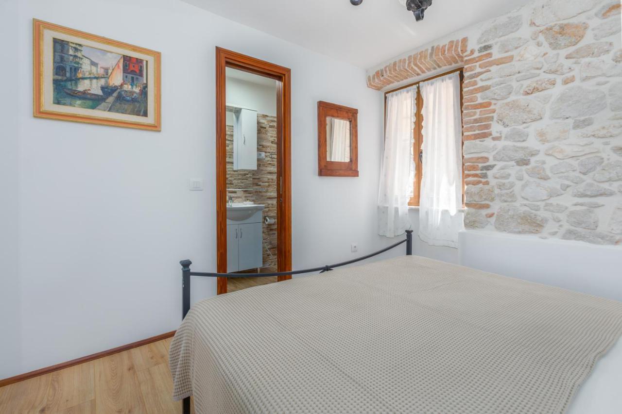 Apartment Lanterna Veneziana Ρόβινι Εξωτερικό φωτογραφία