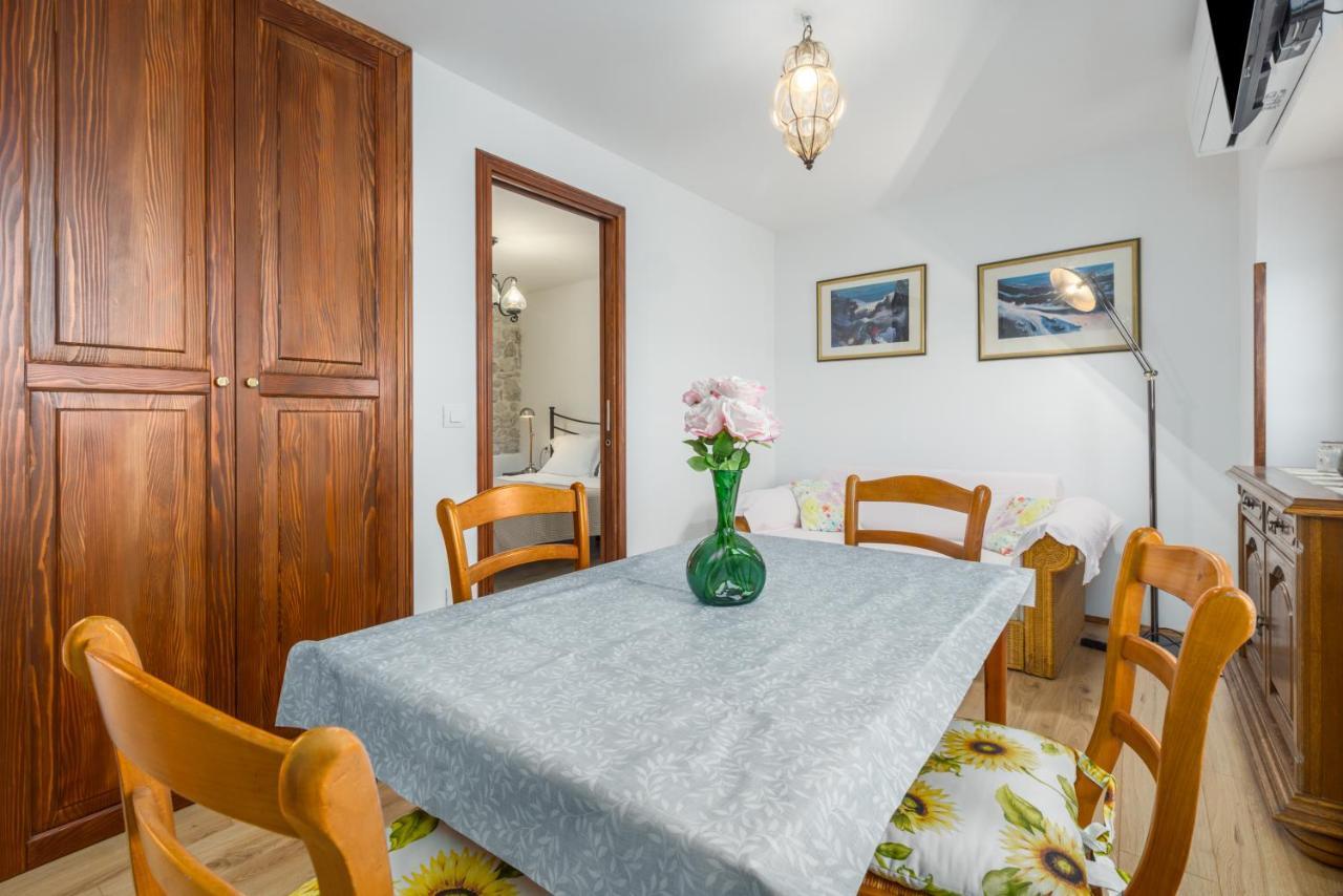 Apartment Lanterna Veneziana Ρόβινι Εξωτερικό φωτογραφία
